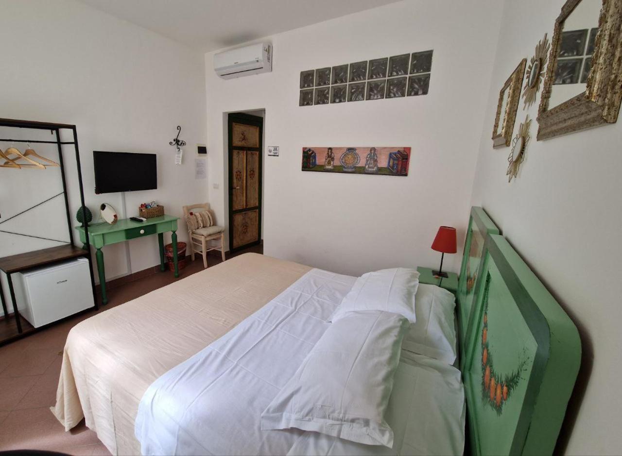 Guest House Le Sibille تاورمينا المظهر الخارجي الصورة