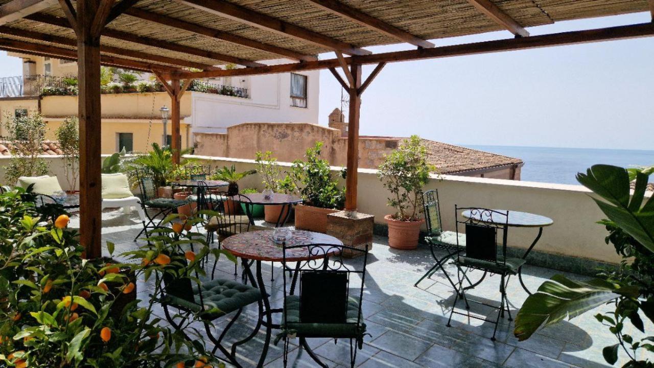 Guest House Le Sibille تاورمينا المظهر الخارجي الصورة